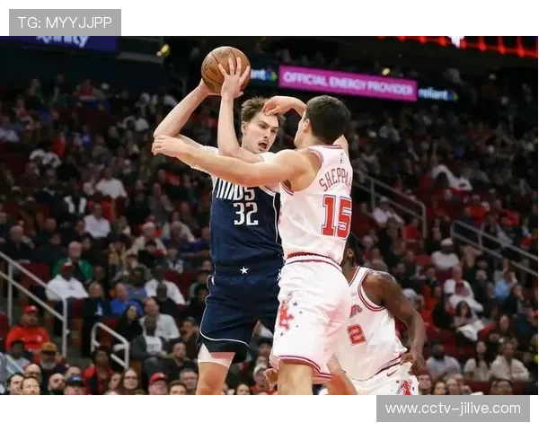 火箭111-107险胜独行侠，阿门准三双锁定关键胜局